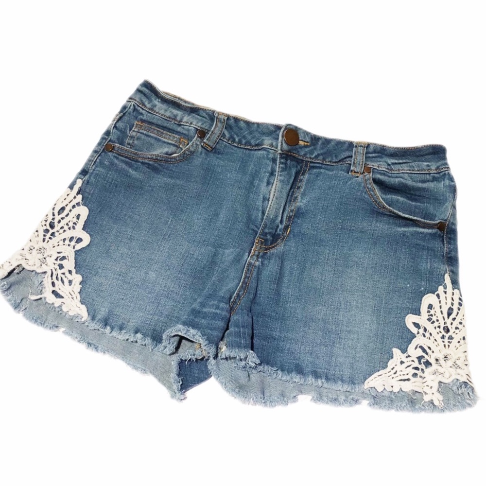 Fire Los Angels distressed Denim Shorts. 283 - Picture 1 of 5